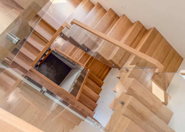 staircase-maika